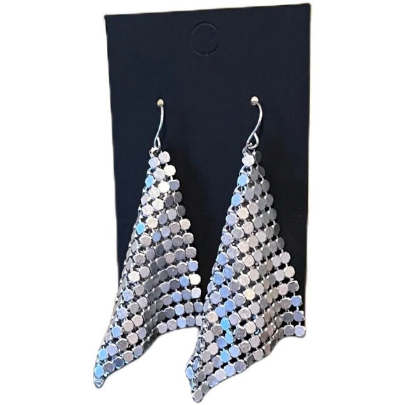 Silver Colored Metal Mesh Chainmail Rhombus Shape Drop Dangle Hook Earrings - Picture 1 of 8